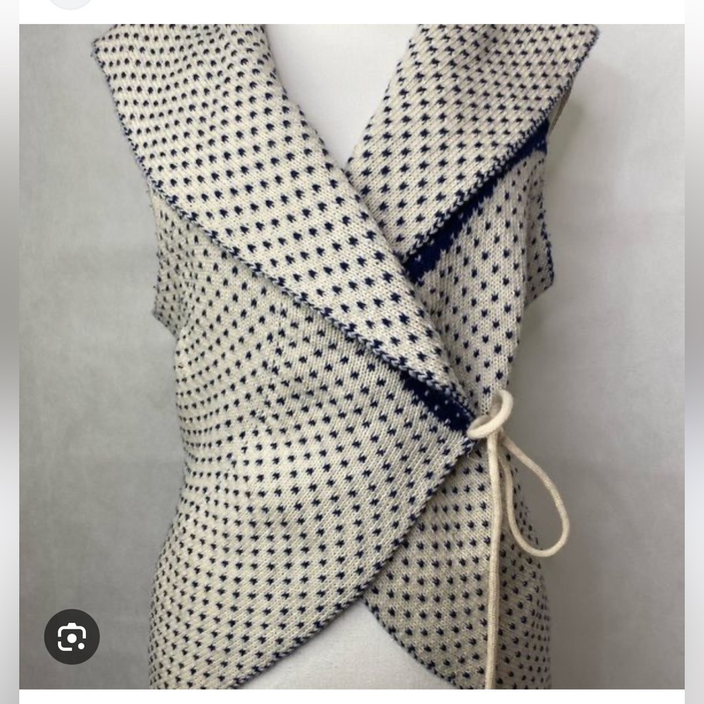 LOGG Wool and Alpaca 🦙 Blue and White Patterned Women's Vest